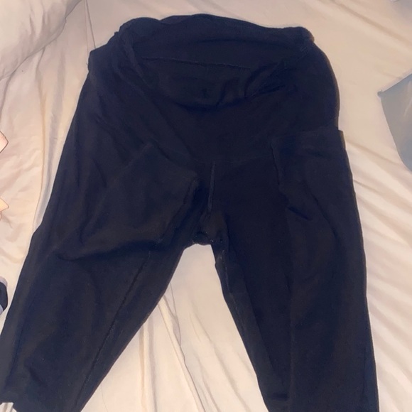 Maternity lot please look at all the photos. - Picture 3 of 6